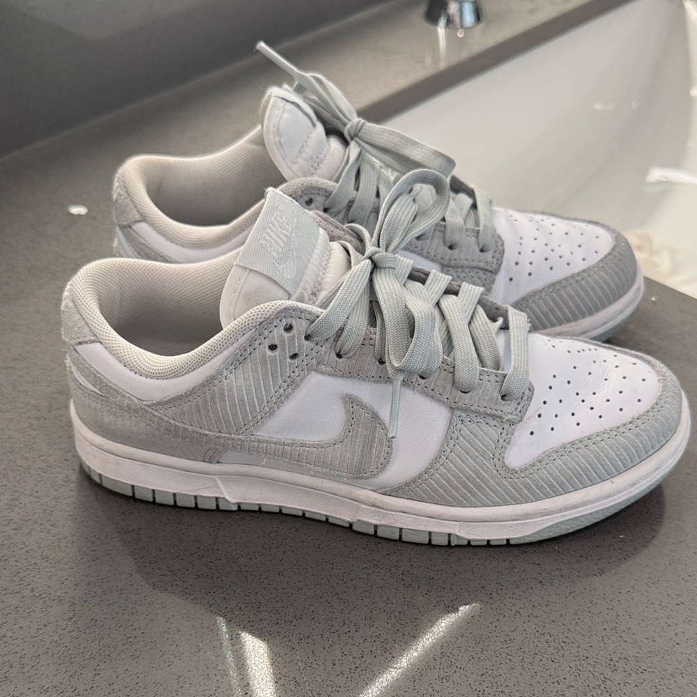 Nike Women's Sneakers in Gray and White